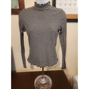 Derek Heart Striped Turtleneck Top M Medium Long Sleeve Ruffle Neck Knit Ribbed